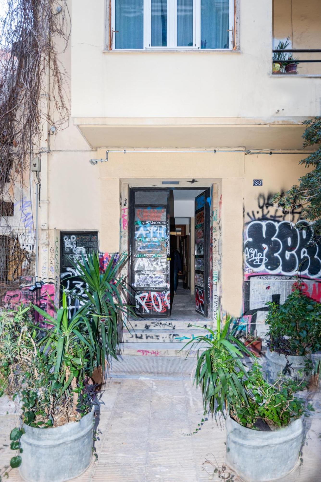 Zen Love, Exarchia Athens Ngoại thất bức ảnh